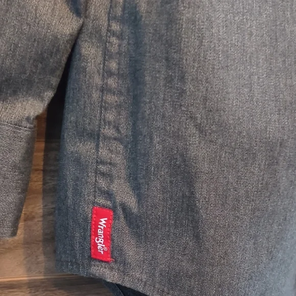 Wrangler Men's Long Sleeve Utility Shirt - Charcoal Gray Melange - Size Large - Picture 7 of 7